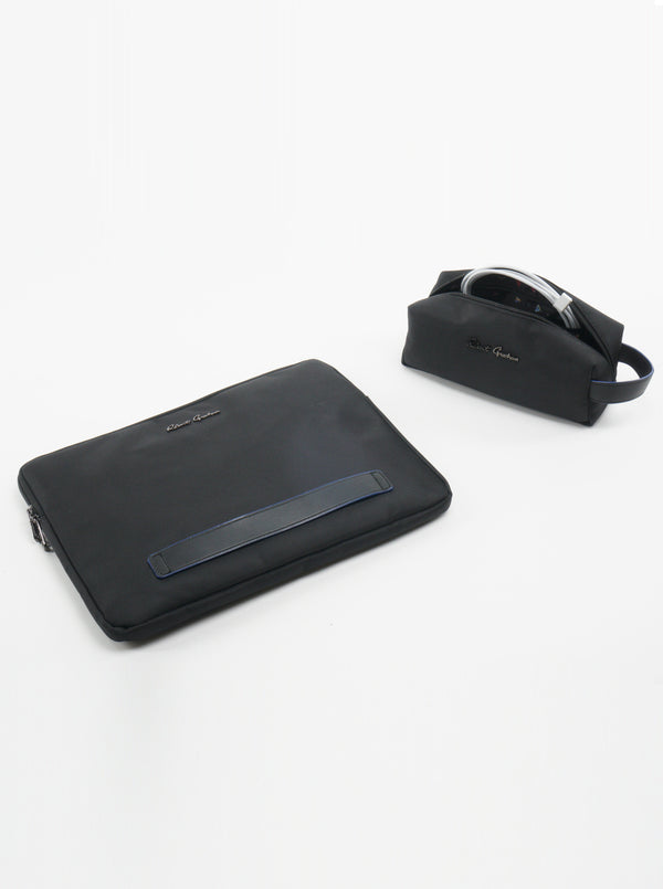GWP LAPTOP SLEEVE & CABLE BAG