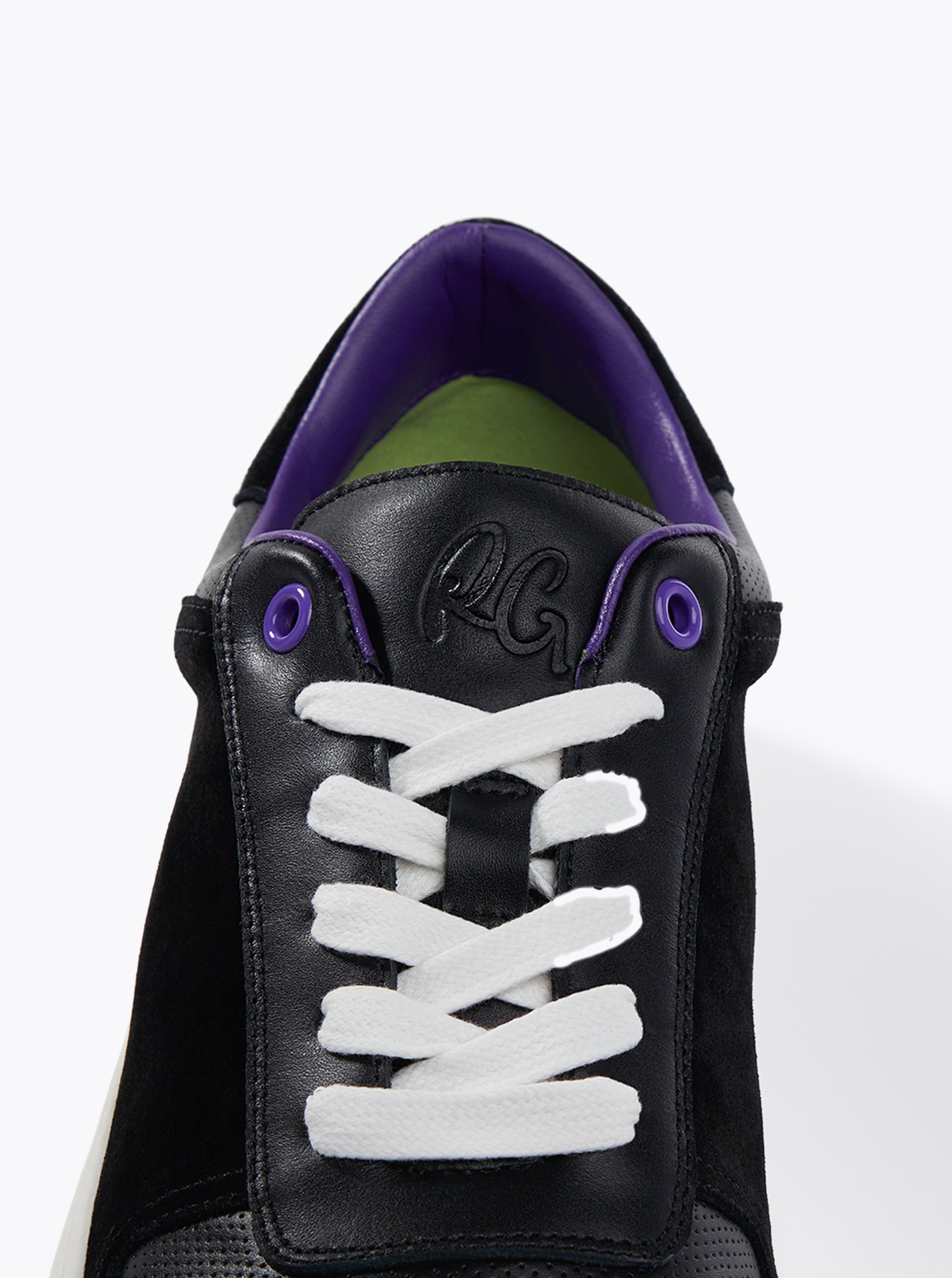 CLAYBURN SNEAKER