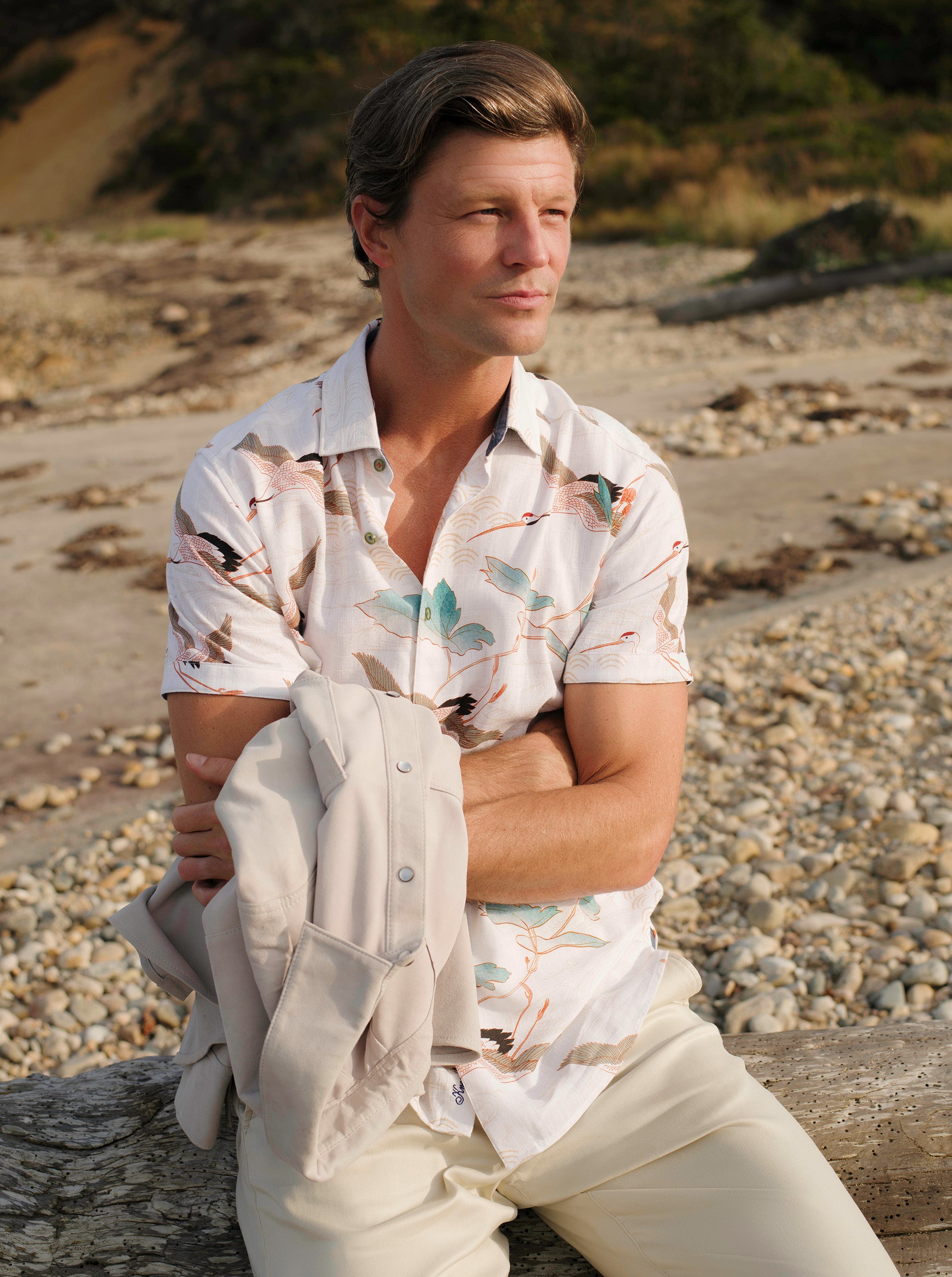 TSURU SHORT SLEEVE BUTTON DOWN SHIRT