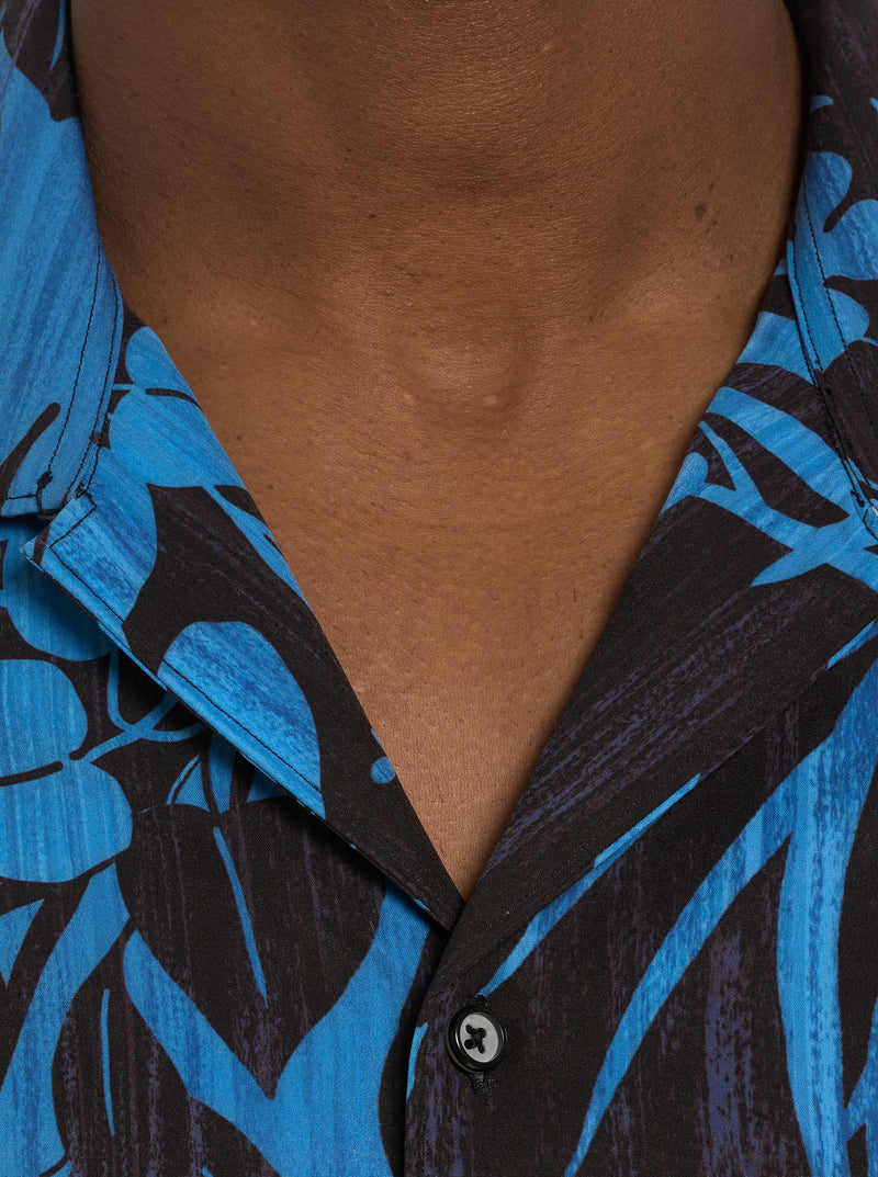 DRIFT AWAY SHORT SLEEVE BUTTON DOWN SHIRT