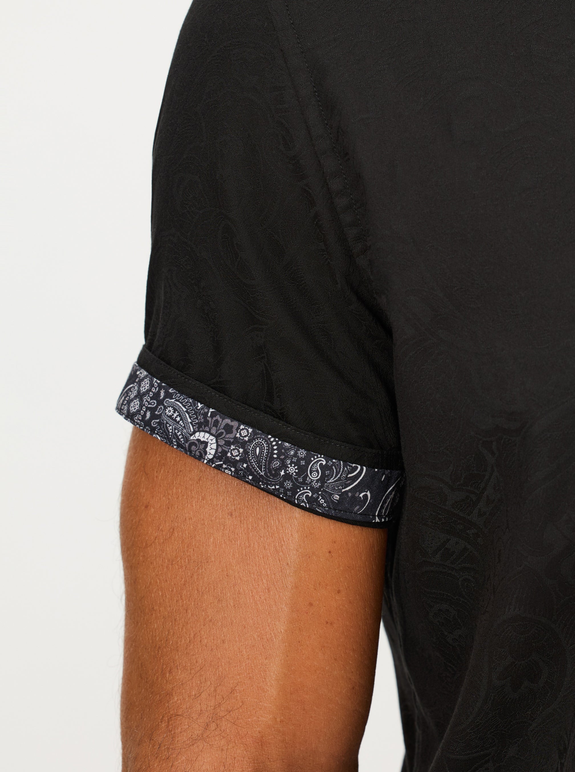HUDSON SHORT SLEEVE BUTTON DOWN SHIRT
