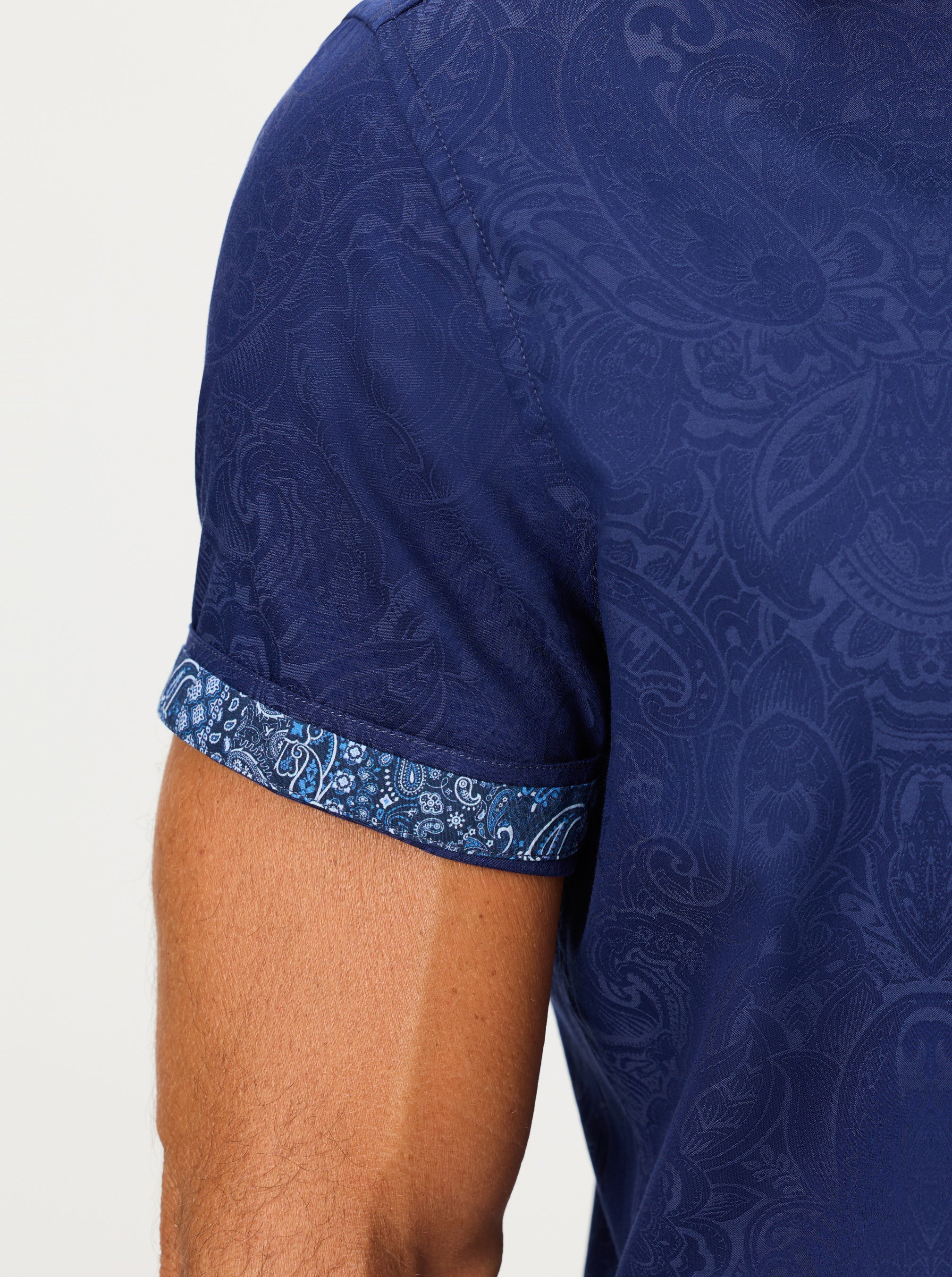 HUDSON SHORT SLEEVE BUTTON DOWN SHIRT