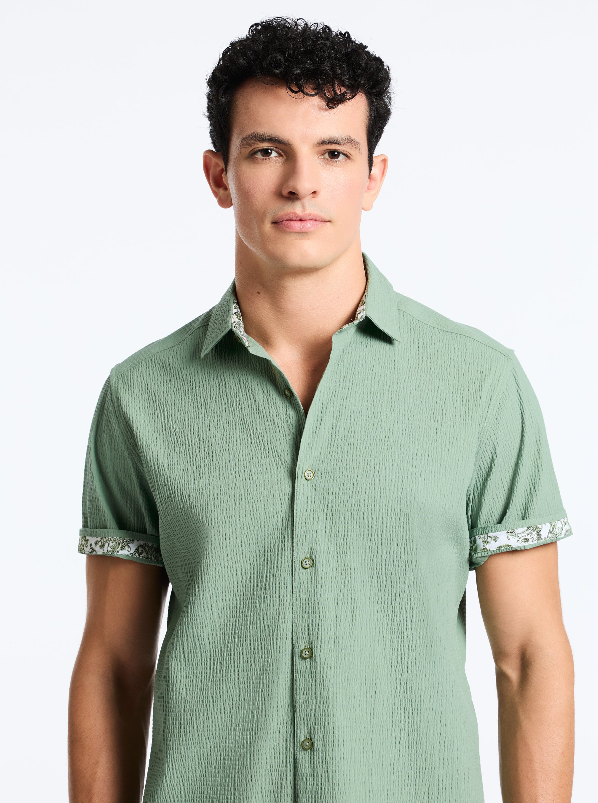 THRESHER SHORT SLEEVE BUTTON DOWN SHIRT