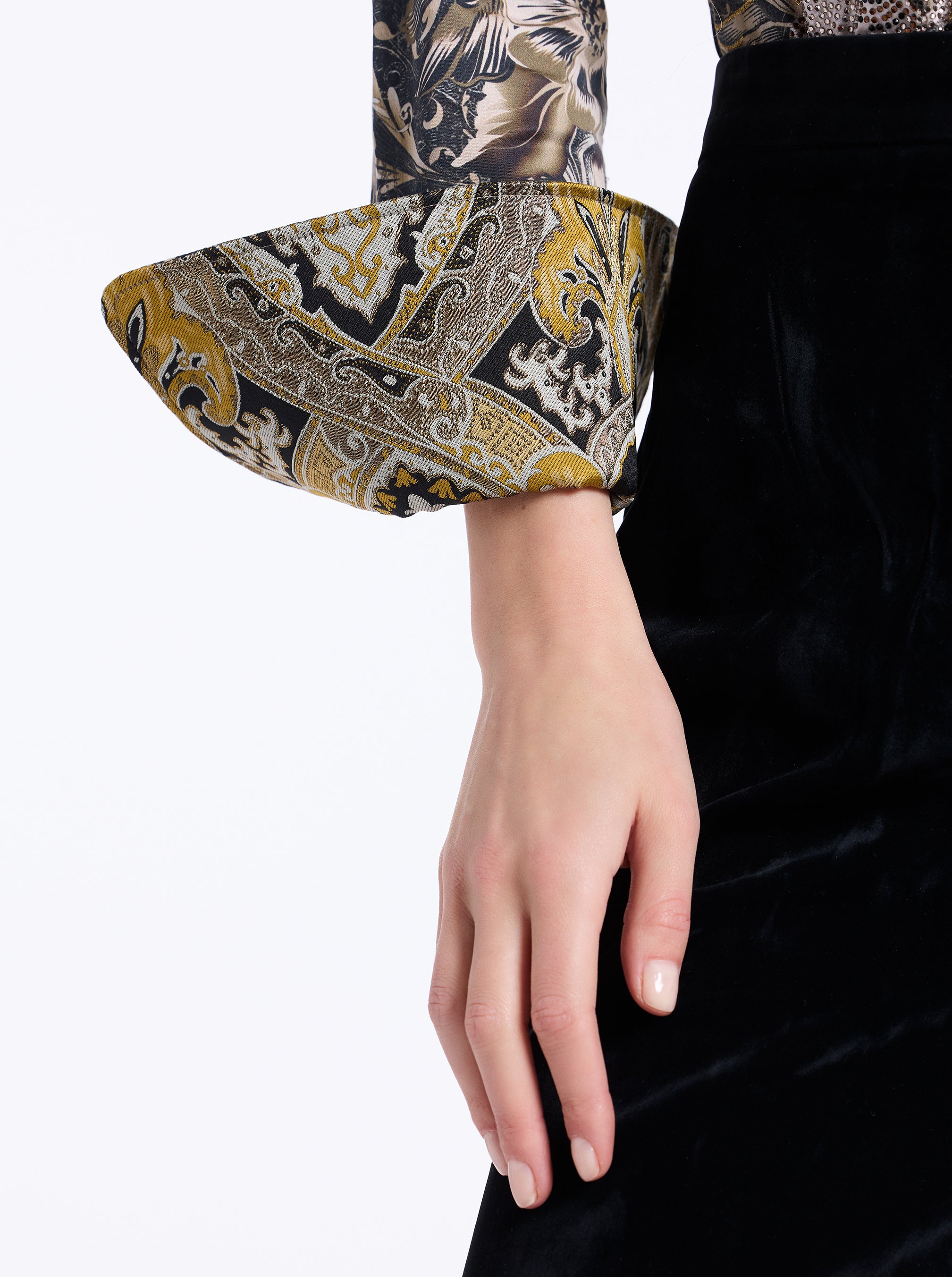 LIMITED EDITION WILD MANE LONG SLEEVE SHIRT