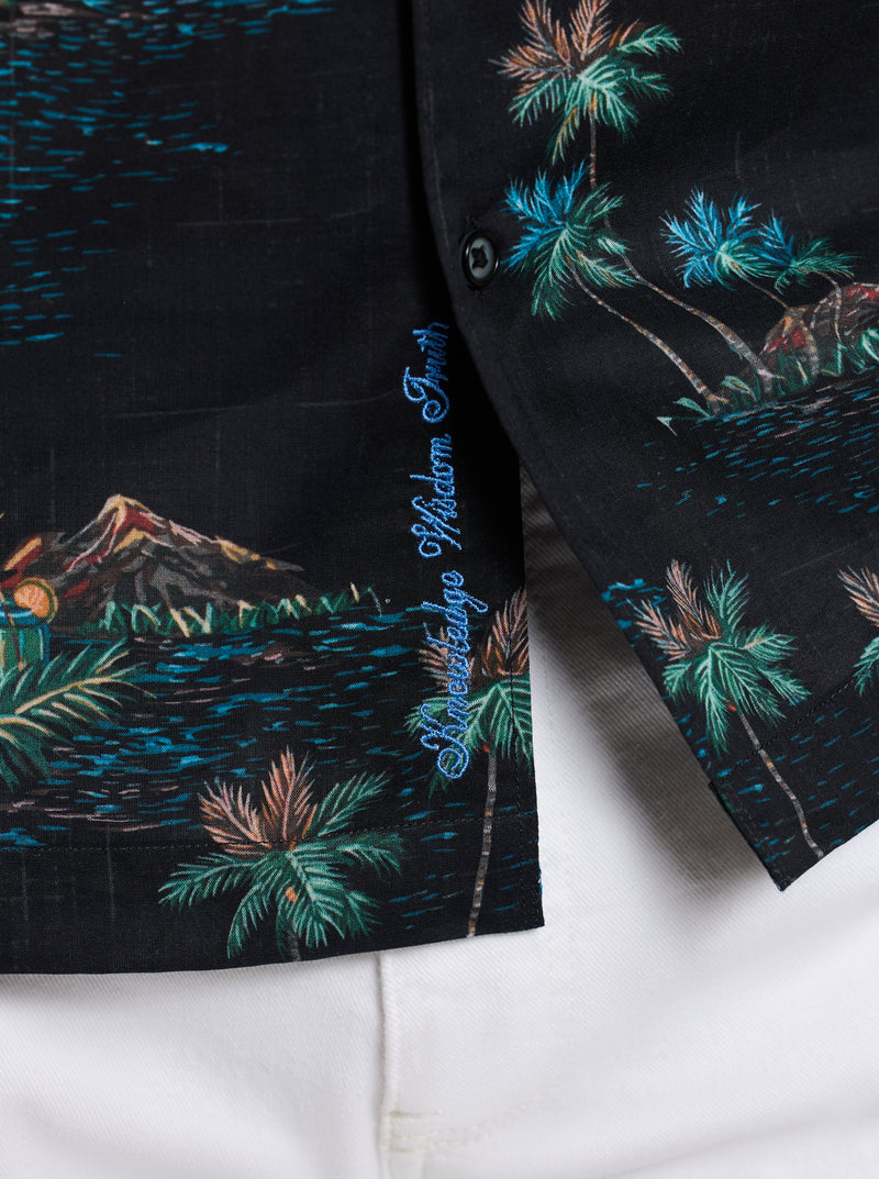KAUAI SHORT SLEEVE BUTTON DOWN SHIRT