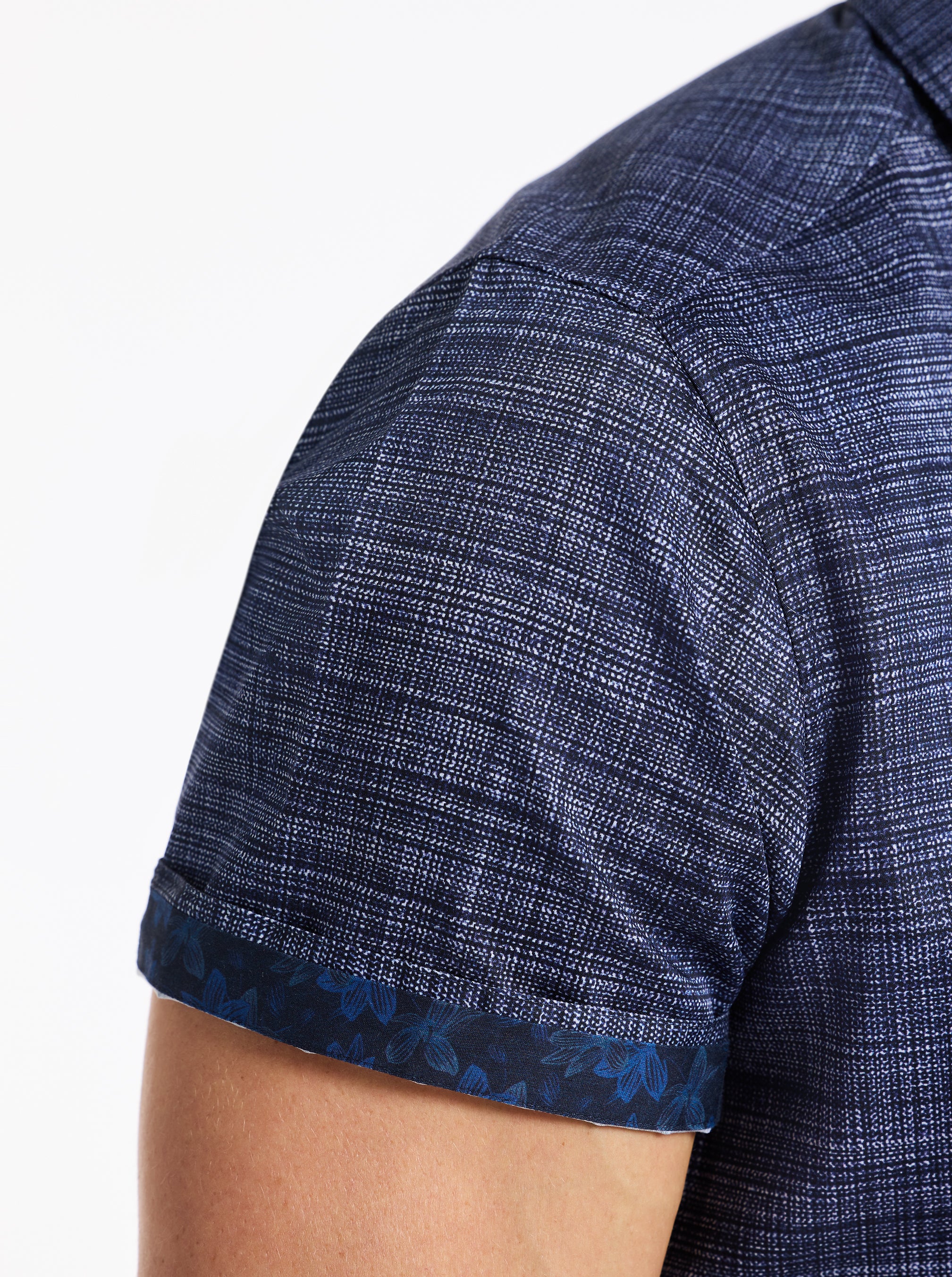 ROTH SHORT SLEEVE BUTTON DOWN SHIRT