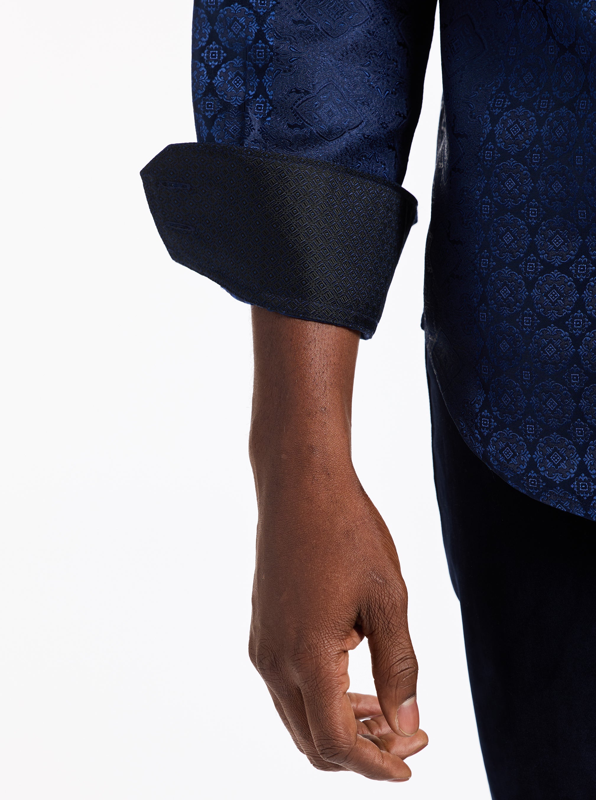 LIMITED EDITION NOBLE TOUCH LONG SLEEVE BUTTON DOWN SHIRT