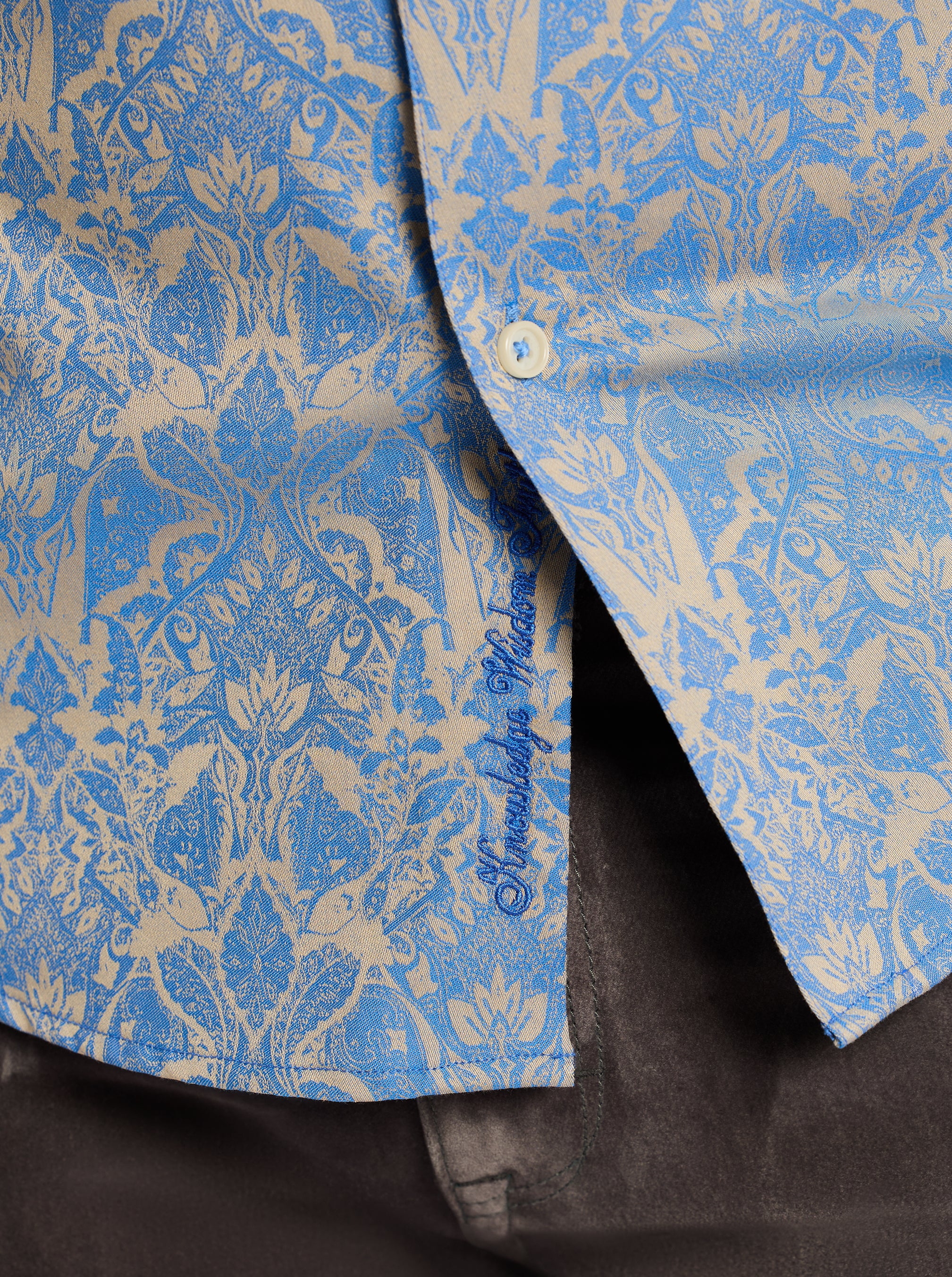 HIGHLAND LONG SLEEVE BUTTON DOWN SHIRT