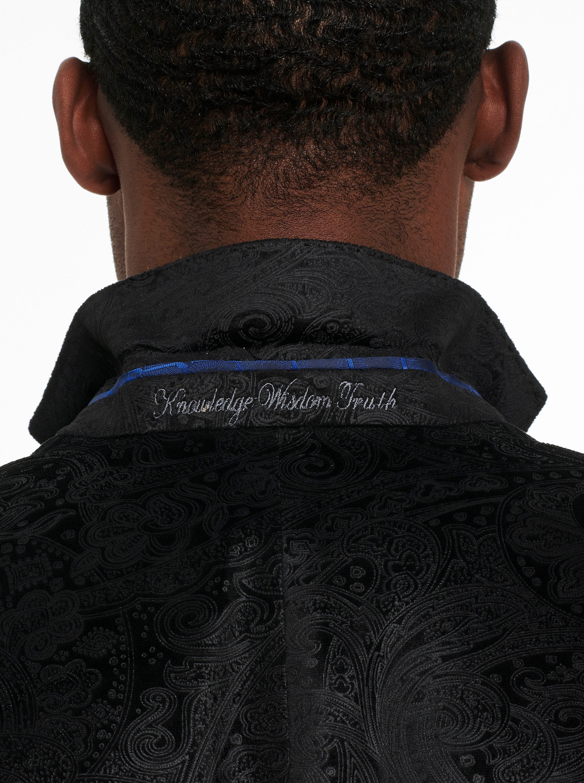 DORADO VELVET BLAZER